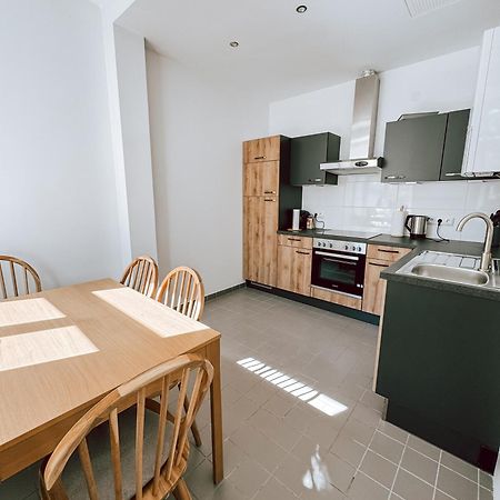 Zentrales Apartment Naehe Schoenbrunn - 5 Pers Wina Bagian luar foto