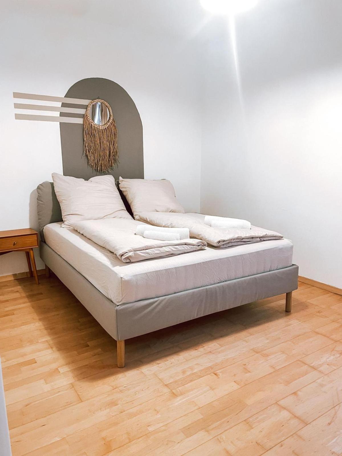 Zentrales Apartment Naehe Schoenbrunn - 5 Pers Wina Bagian luar foto